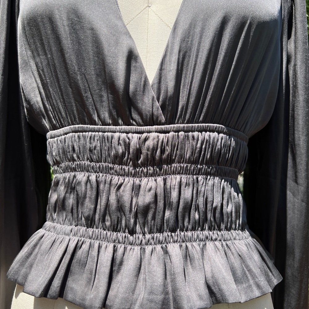 Reset Top, Size Medium, 100% Polyester - image 2